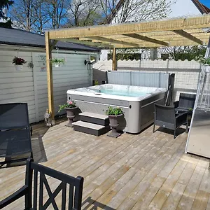  Apartment Tg Oasis Oergryte & Rum Sweden