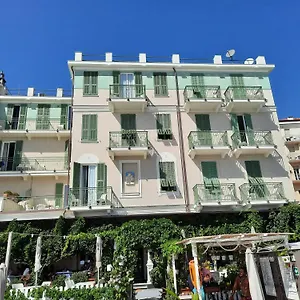 hotel-eden-alaxi-hotels.hotelitalianriviera.com/